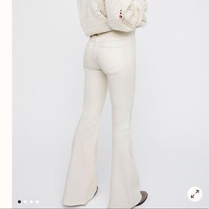 🦋Penny Pull On Flare Jeans🦋